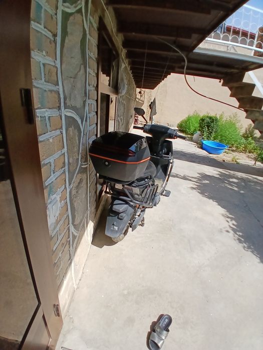 Skutr elektroniy hshshhshhs