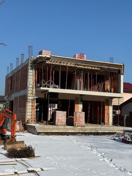 Vila PREMIUM de vanzare- vecinatate padure-1040mp curte- 4 dormitoare