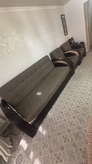 Буу диван сатылады срочно!