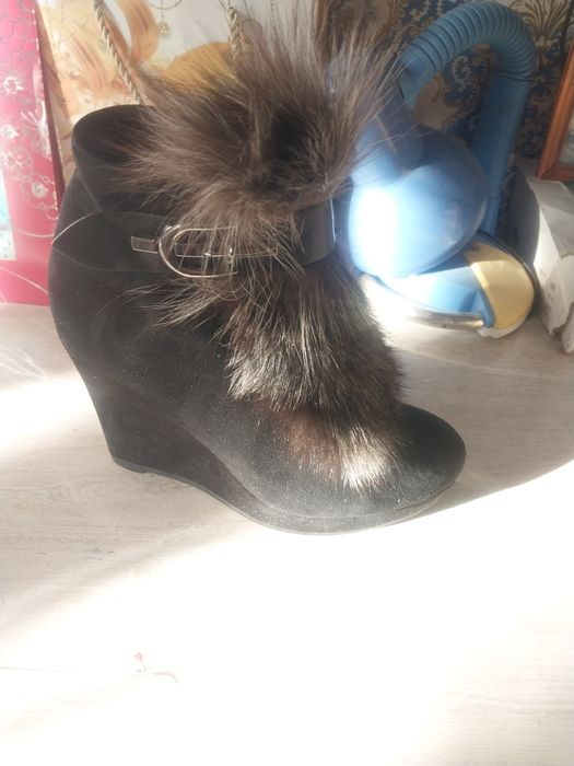 Продаю ботильоны