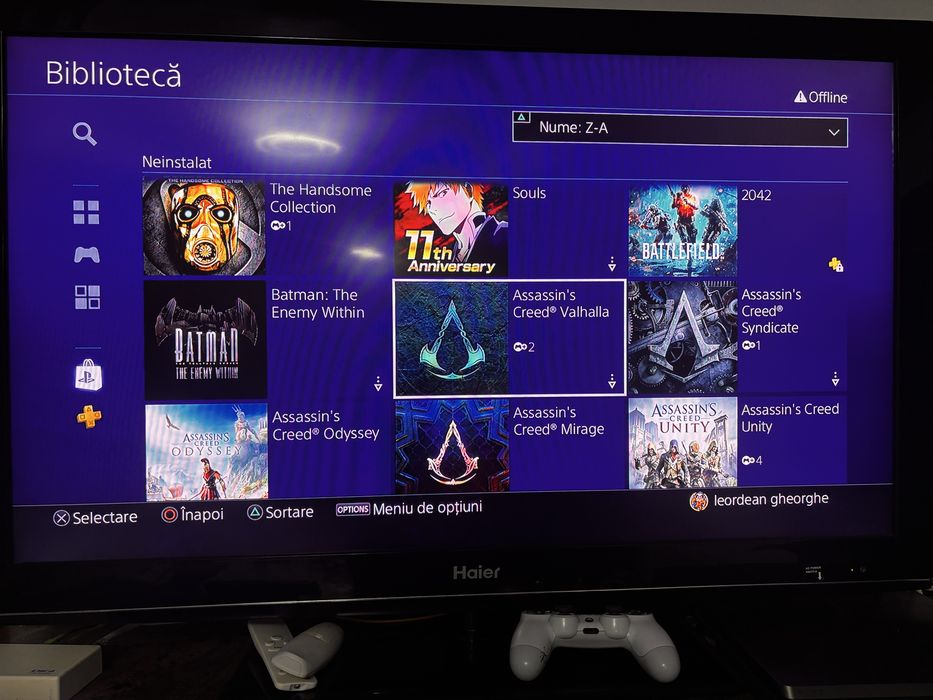 Ps4 1tb cu o maneta si multe jocuri cumparate digital