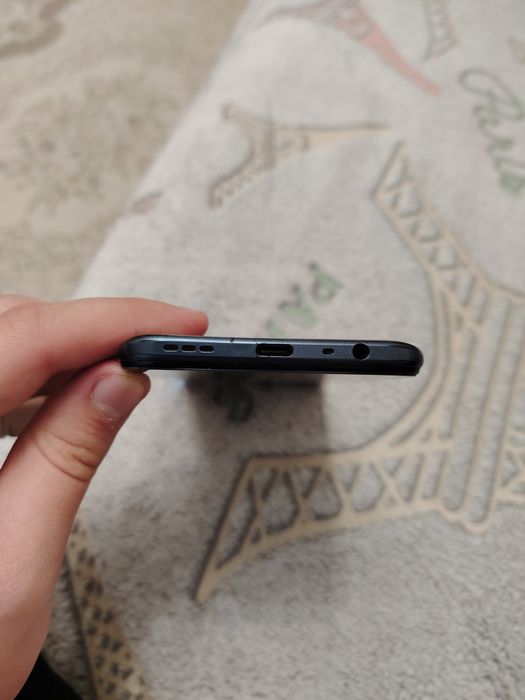 Продам оппо а53 в среднем состояние