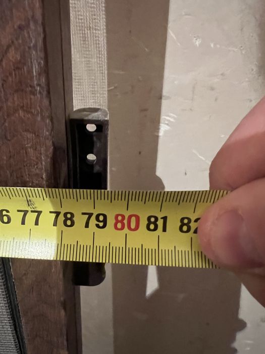 Plase tantari pentru usa balcon