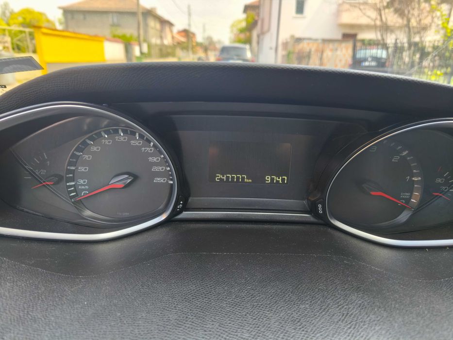 Peugeot 308 1.6 дизел