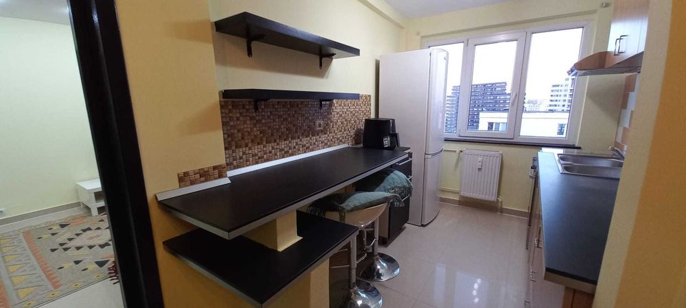 Proprietar, închiriez apartament 2 camere - BebeTei TITAN