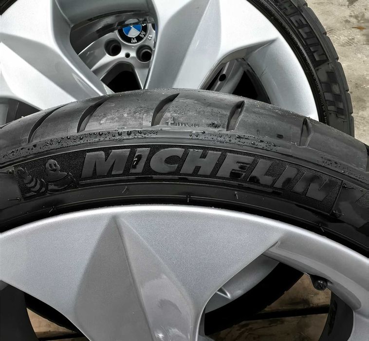 Michelin Pilot Cup 2 235/35/19 24dot