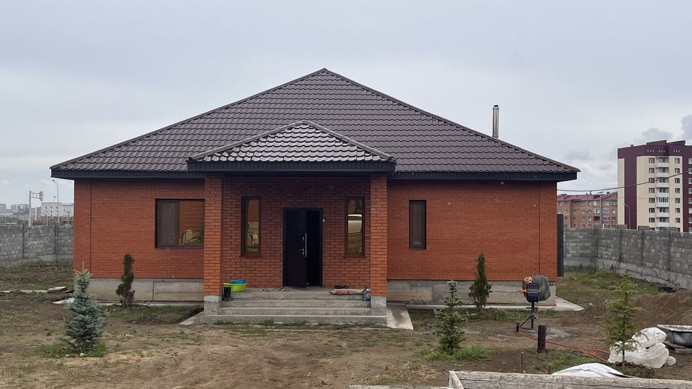 Каменшик кладка кирпича