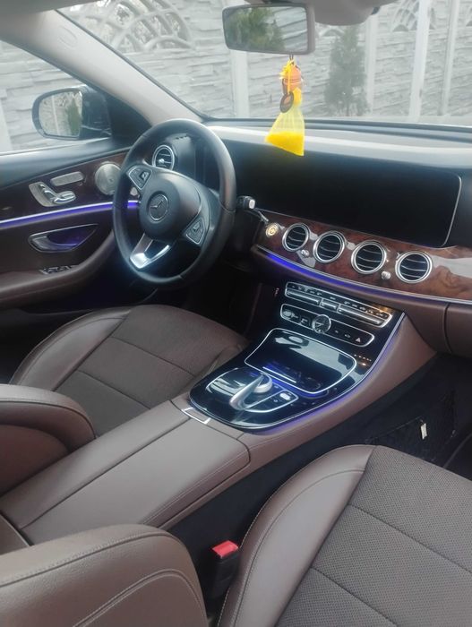 Mercedes Benz E350 w213