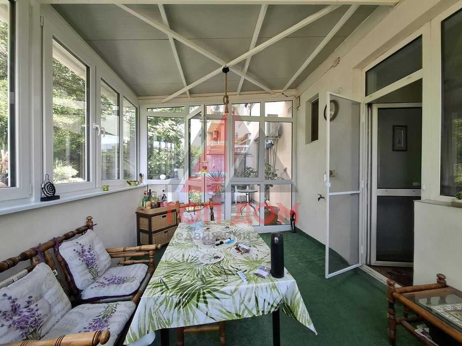 Дава се под наем Тристаен апартамент в Варна, Бизнес хотел - 88 кв.м за 750 € - Снимка #7