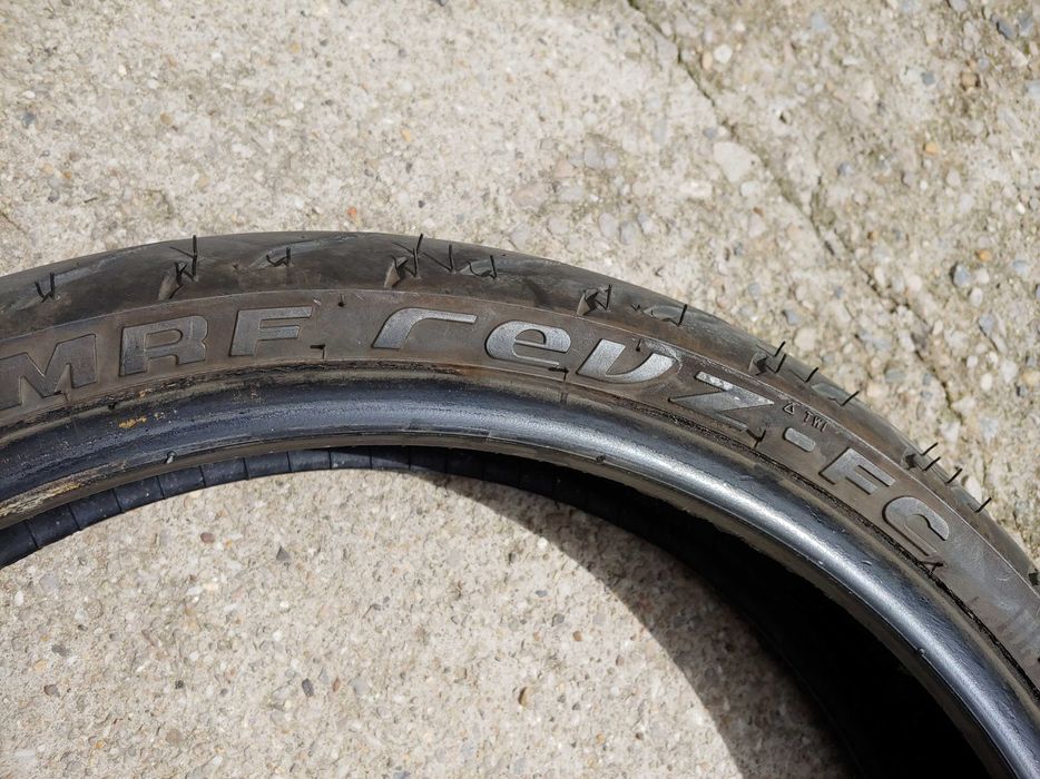 Гума за мотор предна 110/70/17 ДОТ2014