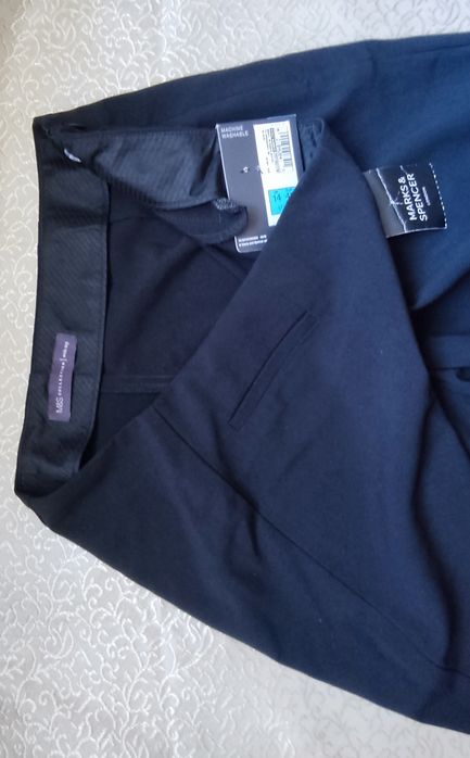 Продам брюки, широкий шаг, размер 48.