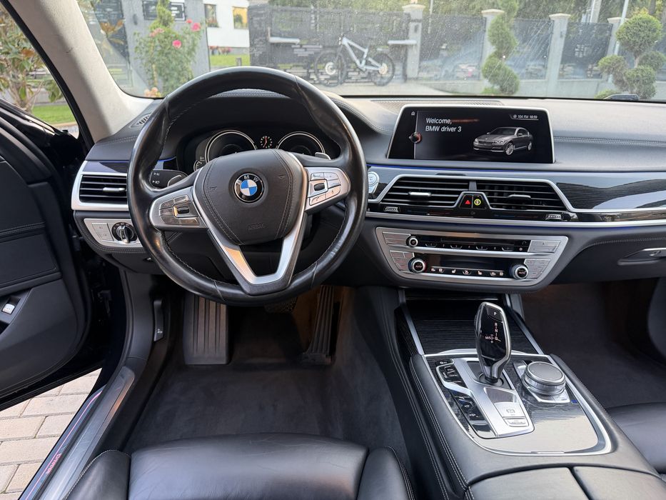 BMW 740D xDrive unic proprietar de 9 ani