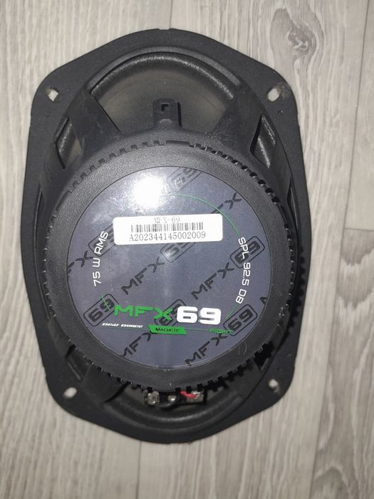 Продам колонки срочно.