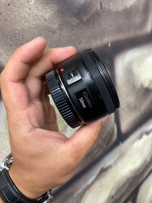 Canon 50mm срочно продам