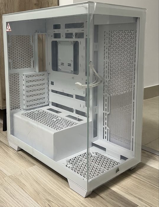 Carcasa pc alba Corsair 3500x