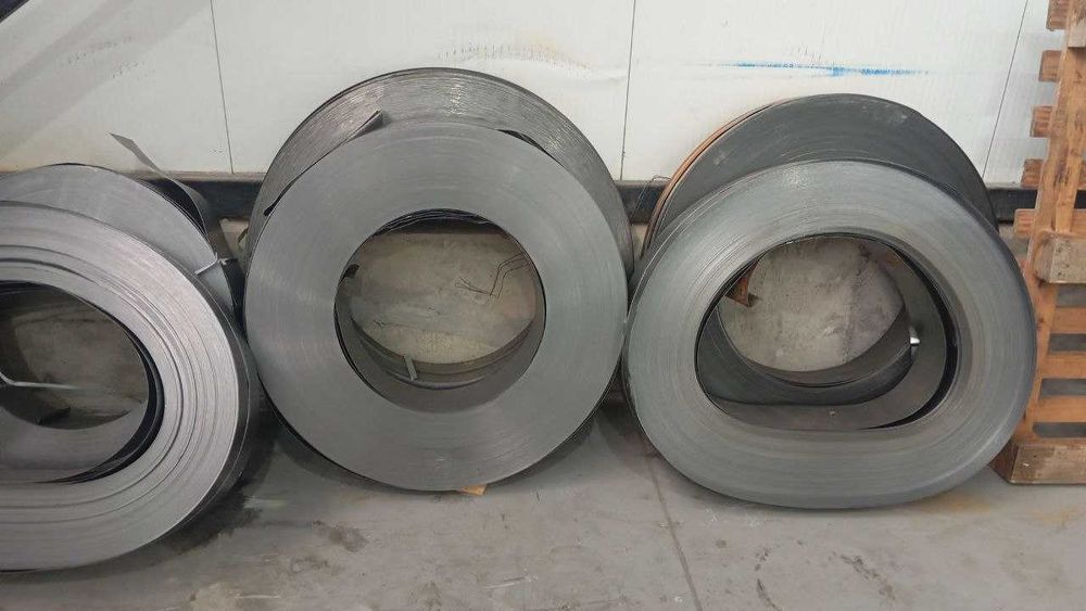 Метал, Лист 0,5 0,6 РУЛОНЫ