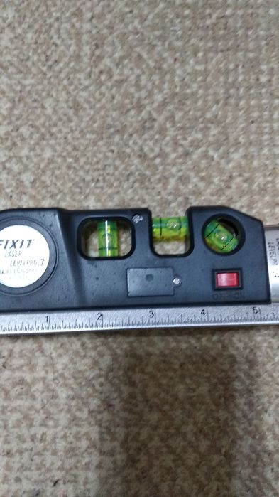 Продам лазер+ рулетка