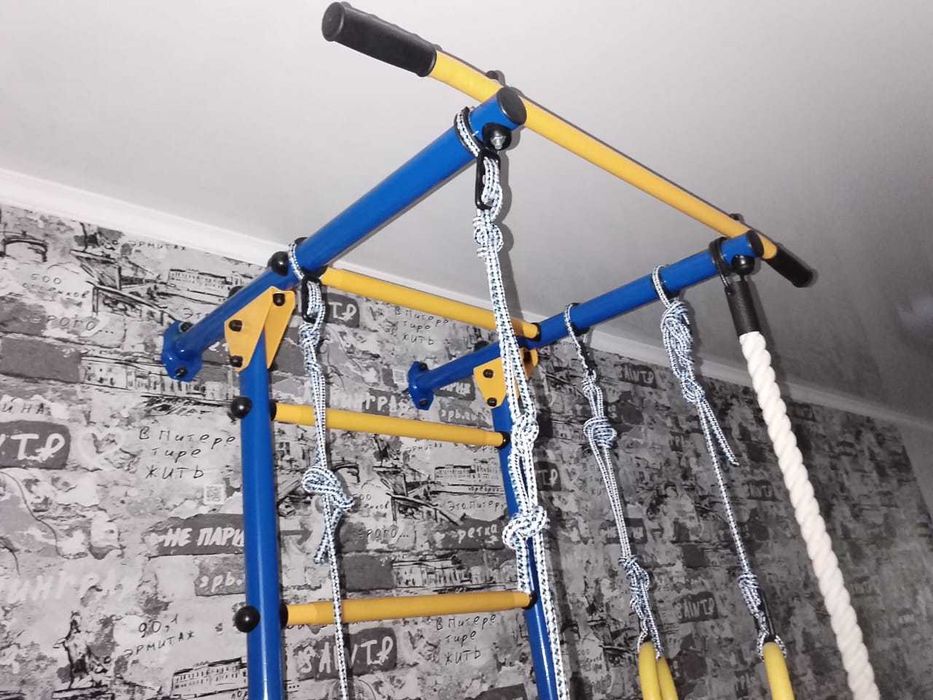 Детская шведская стенка