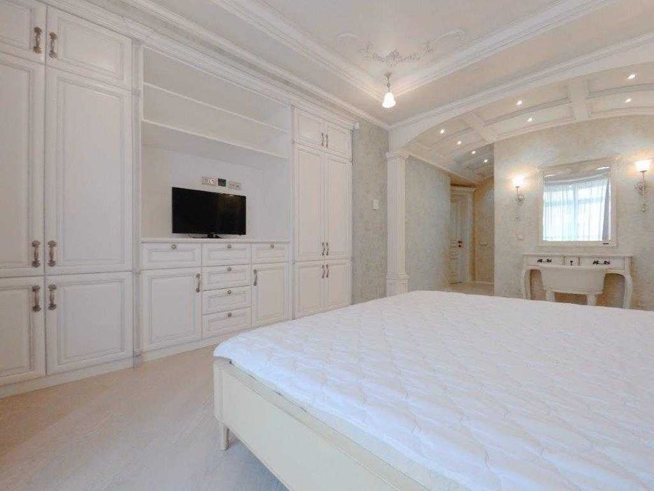 Дава се под наем Тристаен апартамент в София, Център - 90 кв.м за 61.2 € - Снимка #4