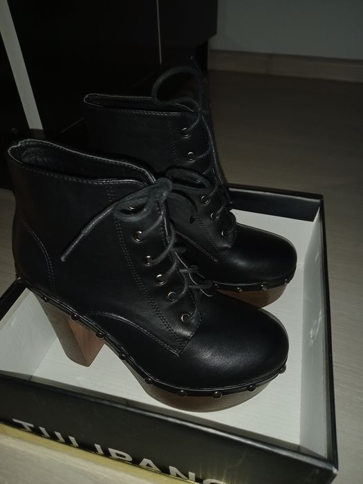 Botine cu toc de 12 cm și mărime 37