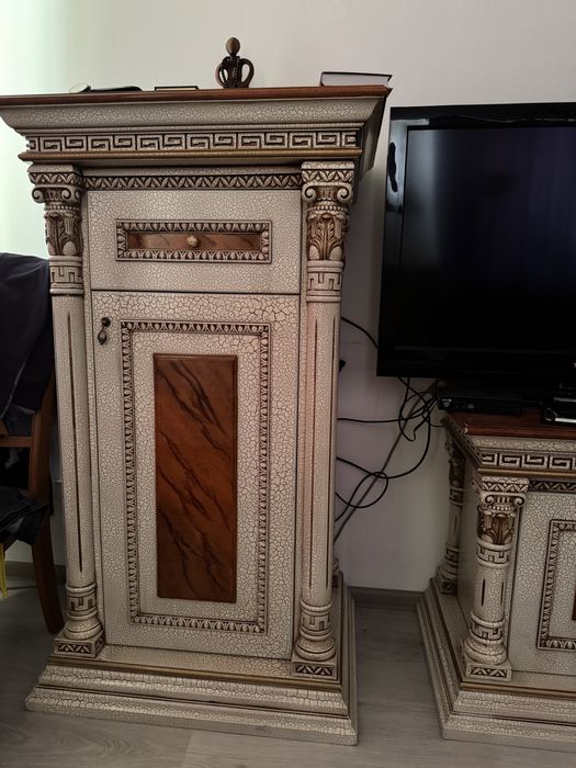 Продам тумбы из ясеня.