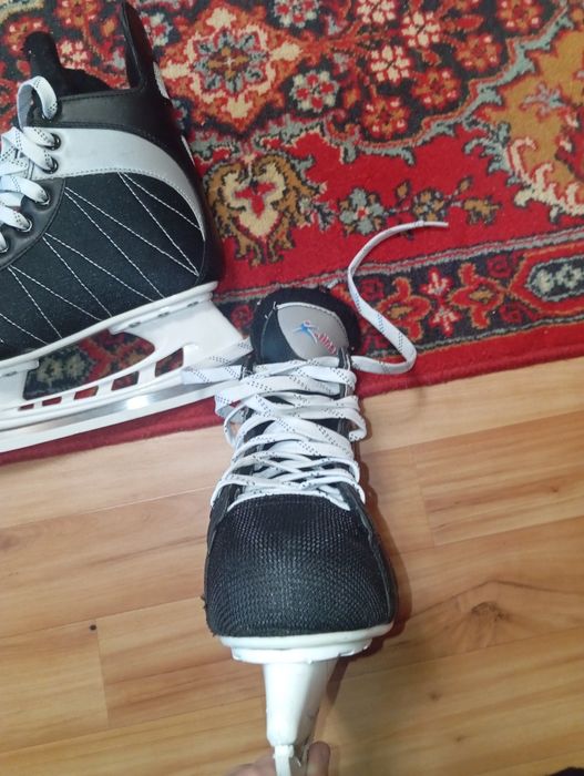 Мужские коньки хоккейные