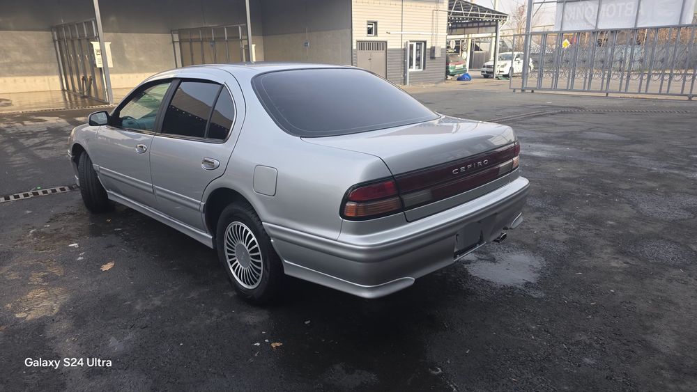 Nissan Cefiro  1996г.