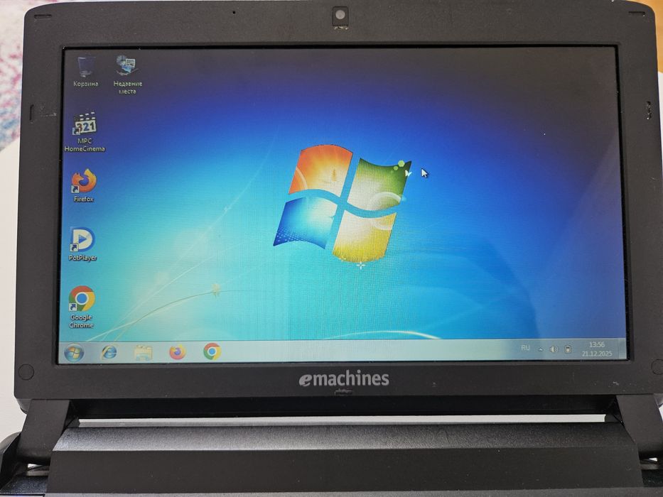 Нетбук netbook emachines