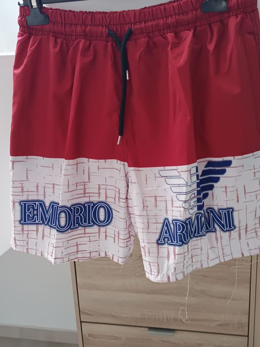 Sort plaja Armani