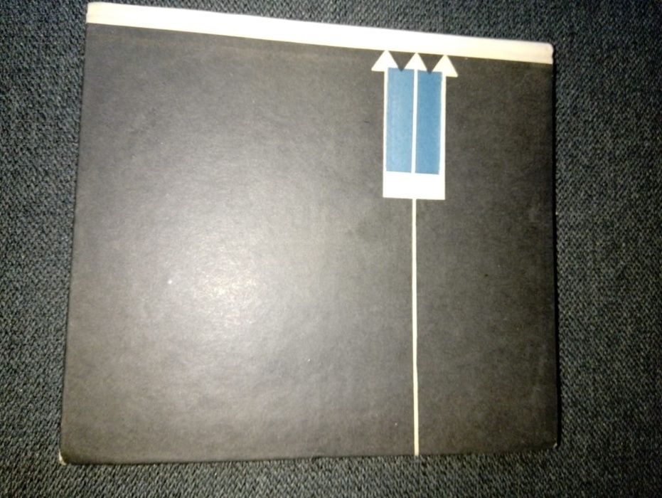 Художествена литература, романи, антикварни книги