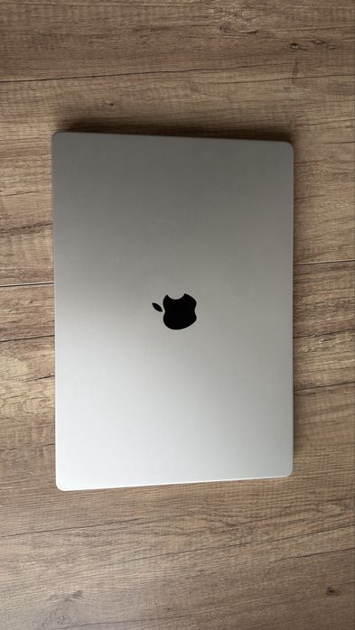 MacBook Pro 16″ M2 Pro