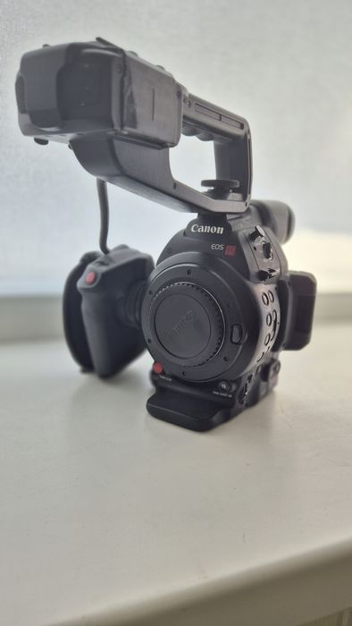 Продам canon c100 mark ll