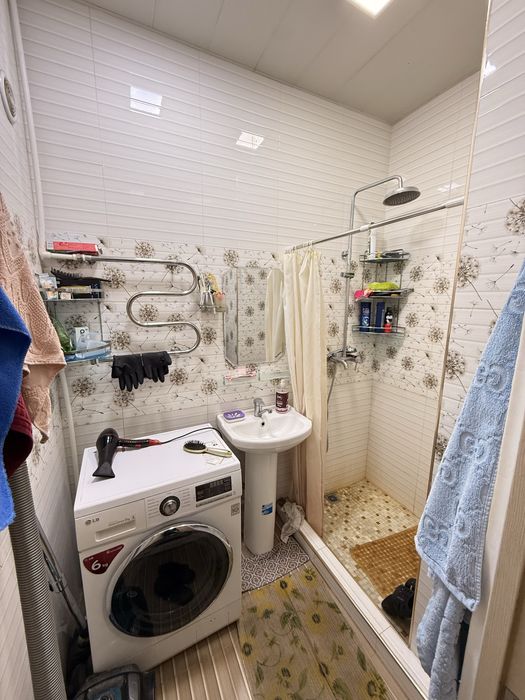 Чилонзор 17/1 да квартира сотилади