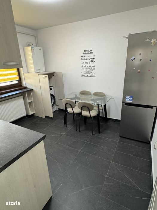 Persoana fizică vand apartament cu o camera mobilat,38mp + loc parcare — fotografia 3