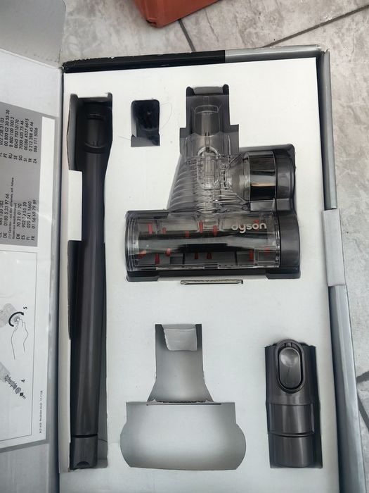 Прахосмукачки Dyson