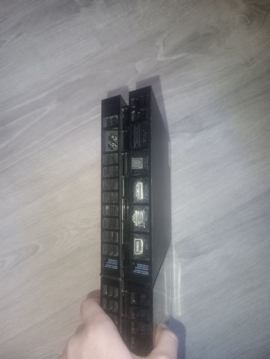 Playstation 4 fat