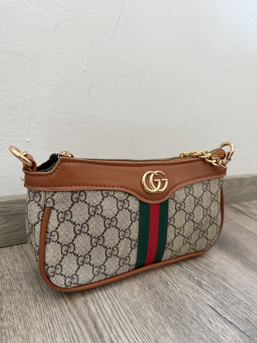 Elado gucci kezitaska