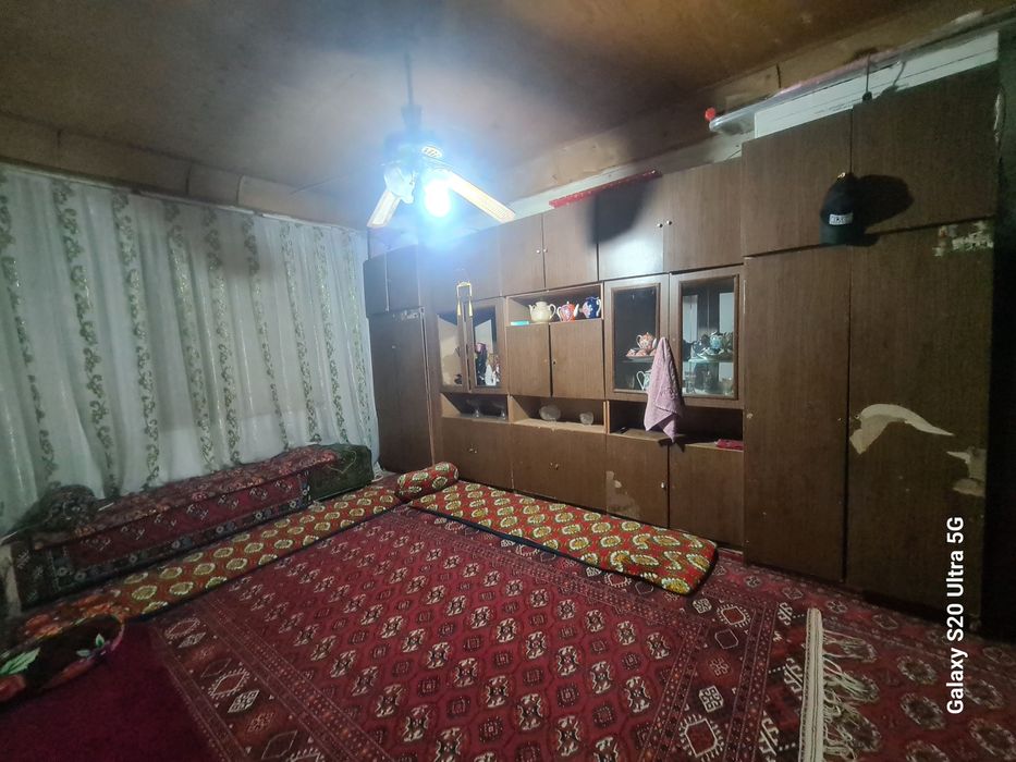 Ichan qala ichida uy sotiladi