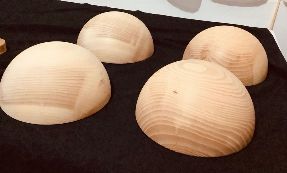 Sfere din lemn de diferite esențe și dimensiuni