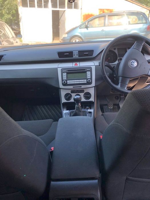 Dezmembrez Passat B6 2.0 TDI BKD BMP  / 1.9 BLS