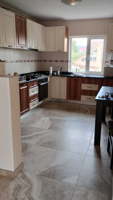 Dau in chirie casa in Bistrita