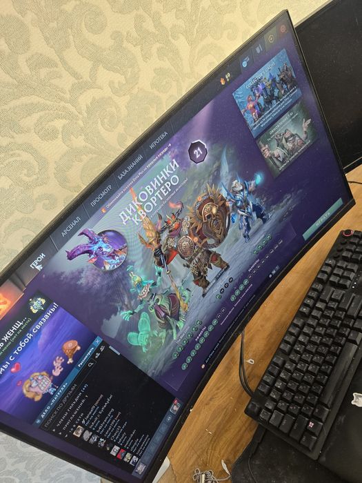 Монитор Ardor Gaming Horizon с кронштейном.