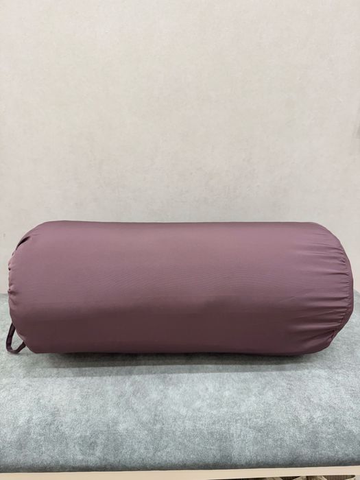 Продам покрывало в хорошем  состоянии .