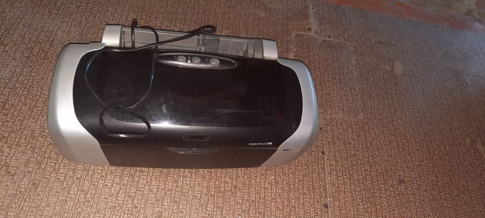 Продам струйный принтер Epson Stylus C86)