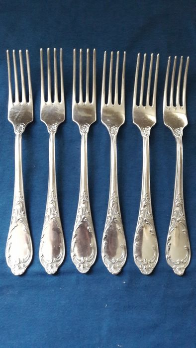 Мельхиоровые столовые приборы