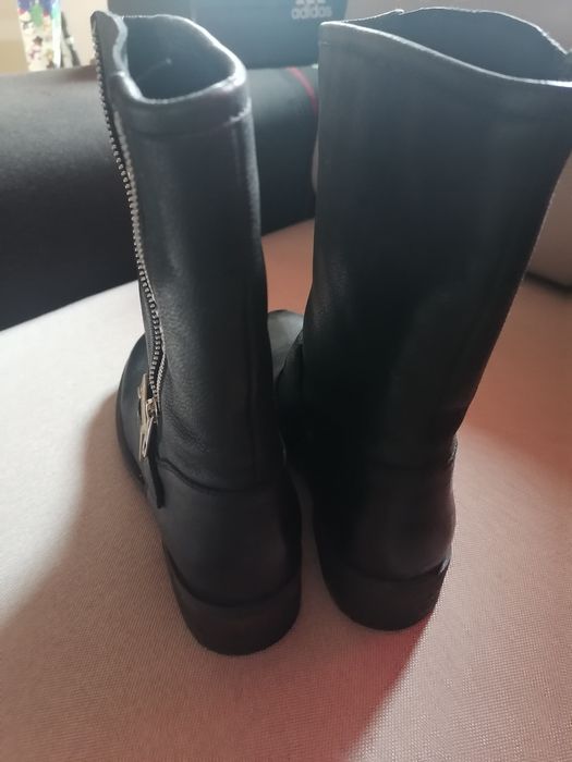 Ghete Piele nr 37. Noi