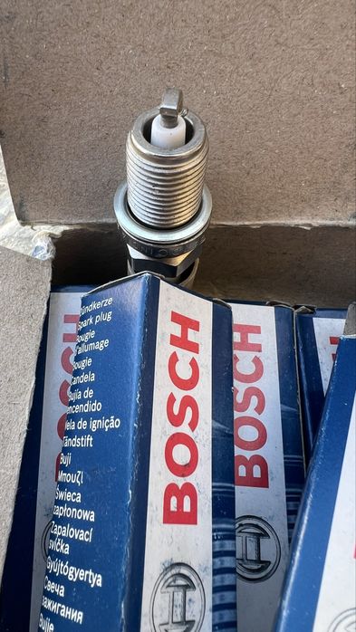 Свеча зажигания Bosch +8