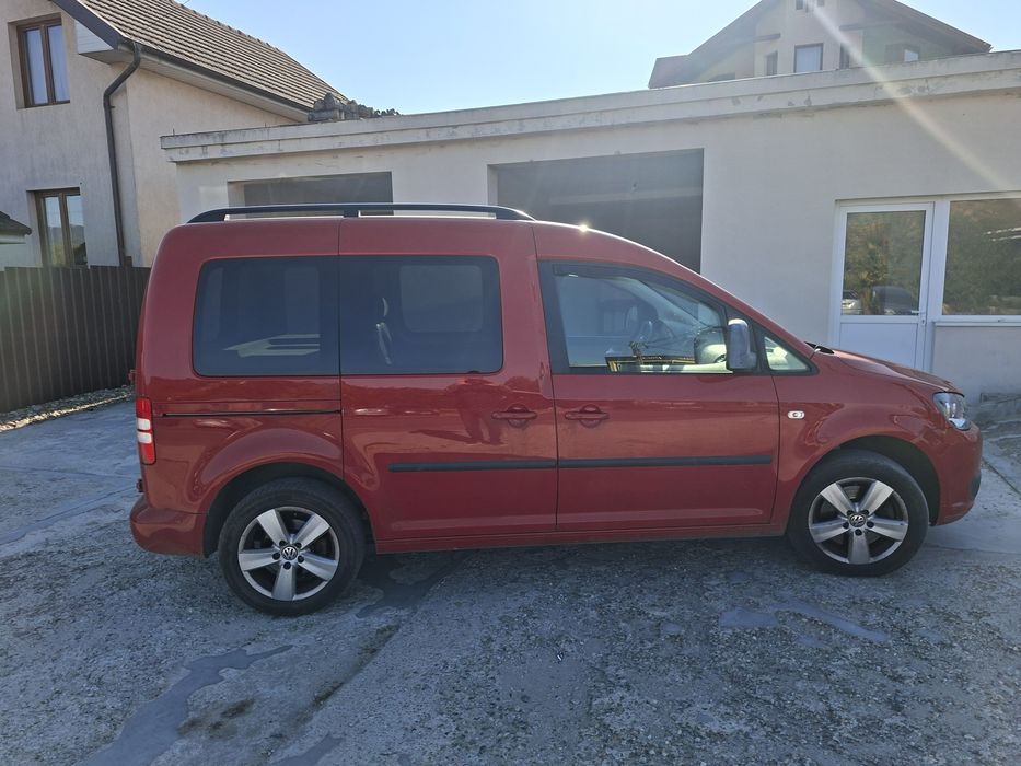 VOLKSWAGEN Caddy 2014 — imagine 4