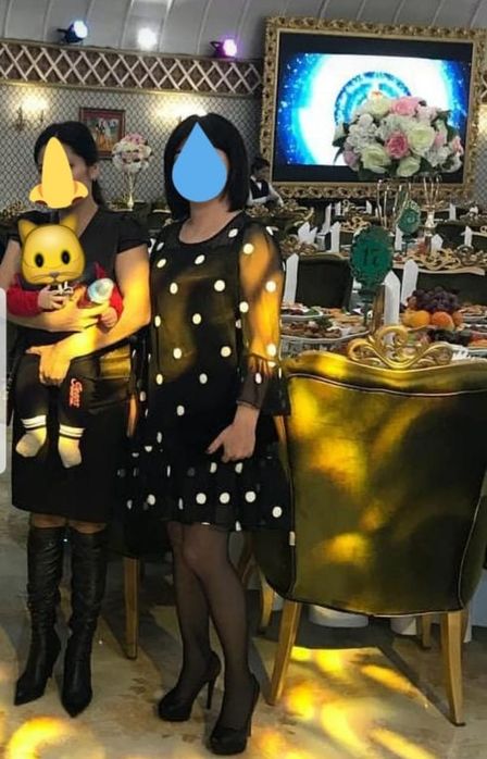 Вечернее платье в горошек