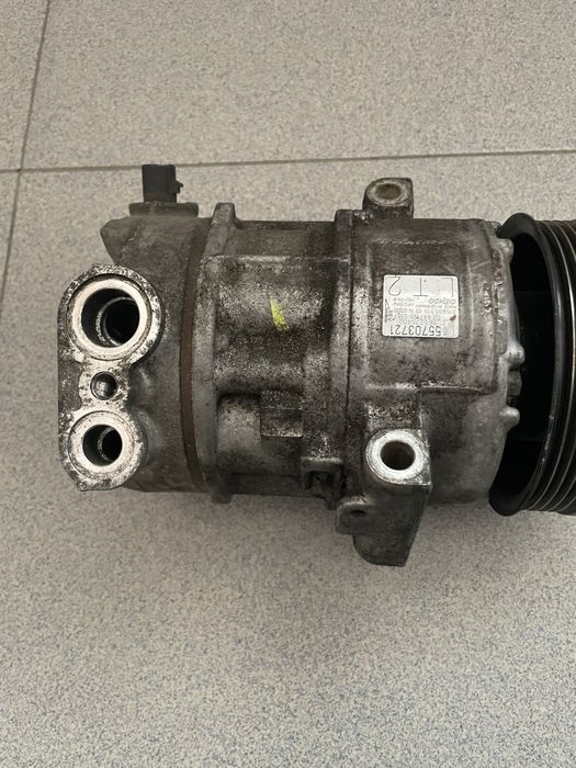 Компресор за климатик 55703721. Подходящ за Опел, Фиат и др